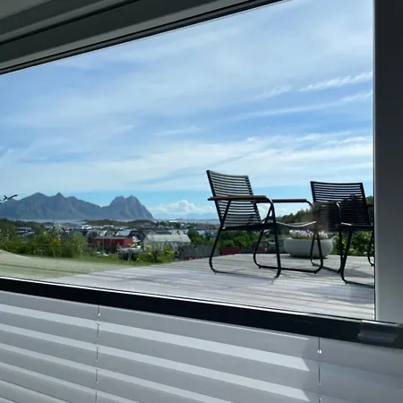 Sentrumsnaer Sokkelleilighet Apartament
